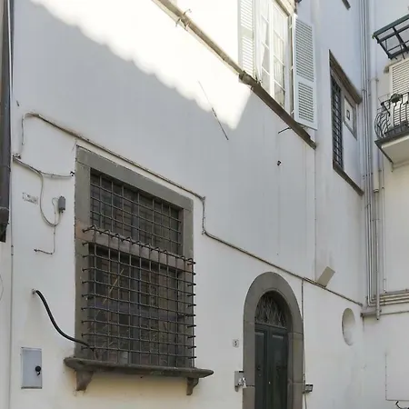 L'attico Di Delfina * لوكا